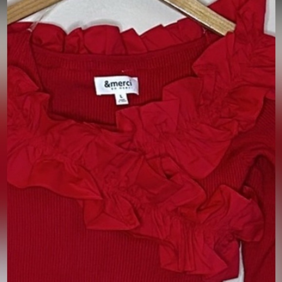 &Merci Ruffled Shoulder Top Size Large Red Off Shoulder Design Wide Neckline - Picture 6 of 7